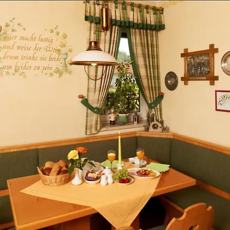 Gasthaus&pension Zirkelstein Gasthof