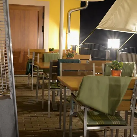 Inn & Zirkelstein Schona
